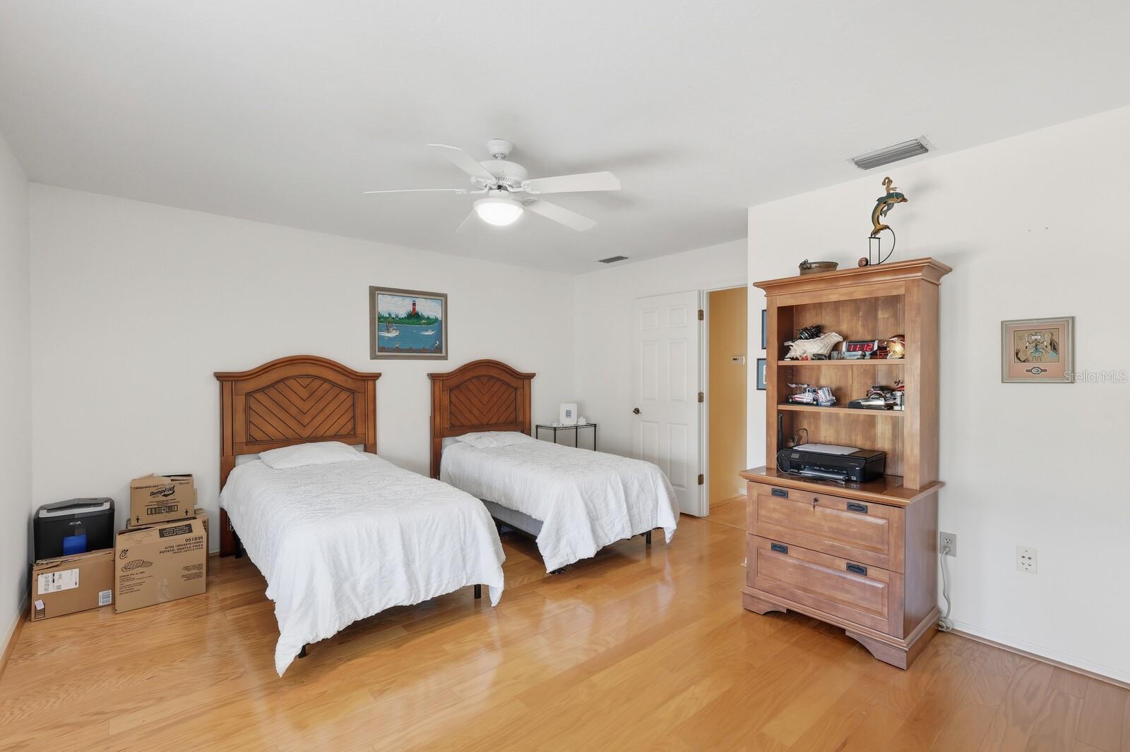 HERITAGE BAY - Residential