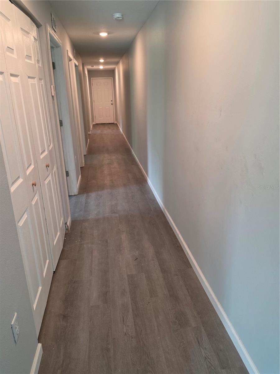 LAKE WALES LAND CO SUB - Residential Lease