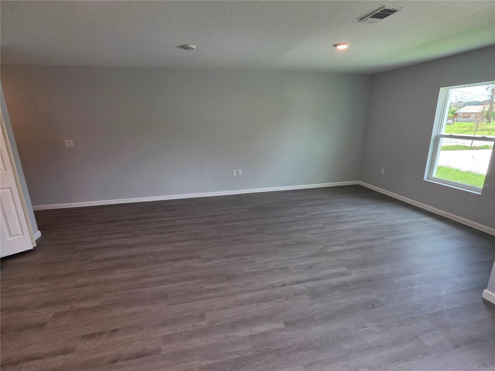 LAKE WALES LAND CO SUB - Residential Lease