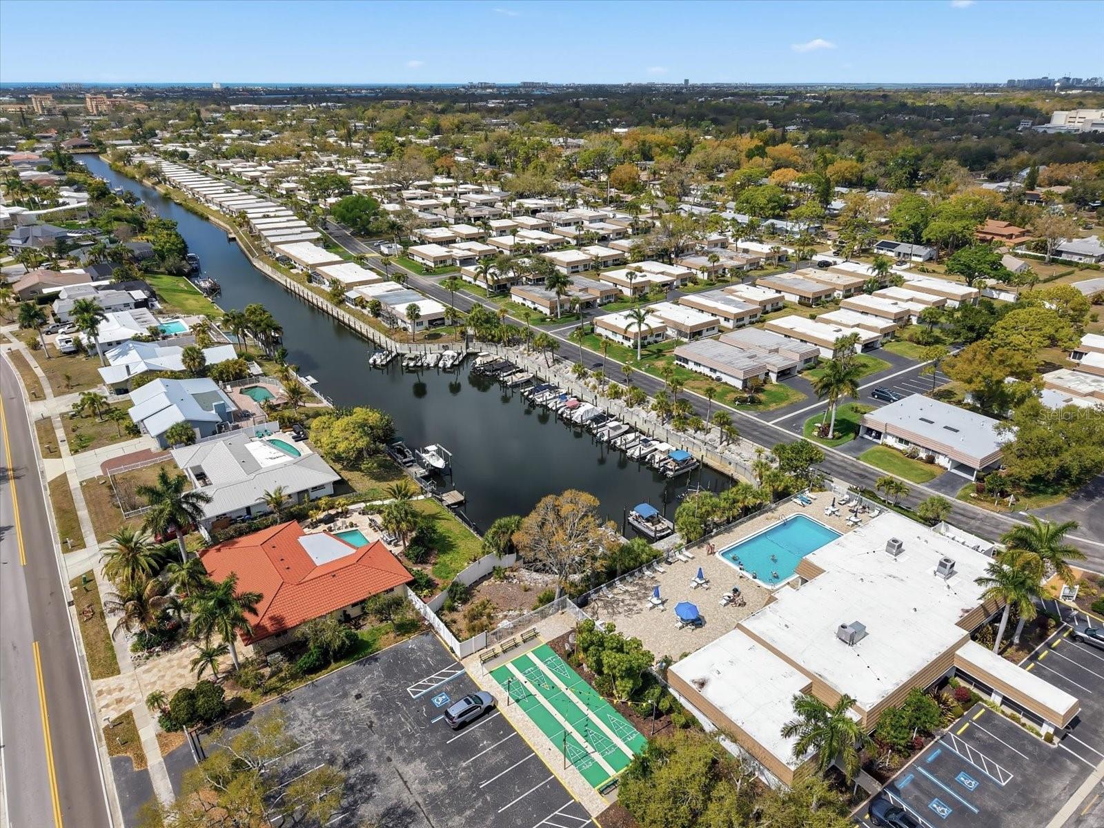STRATHMORE RIVERSIDE III - Residential