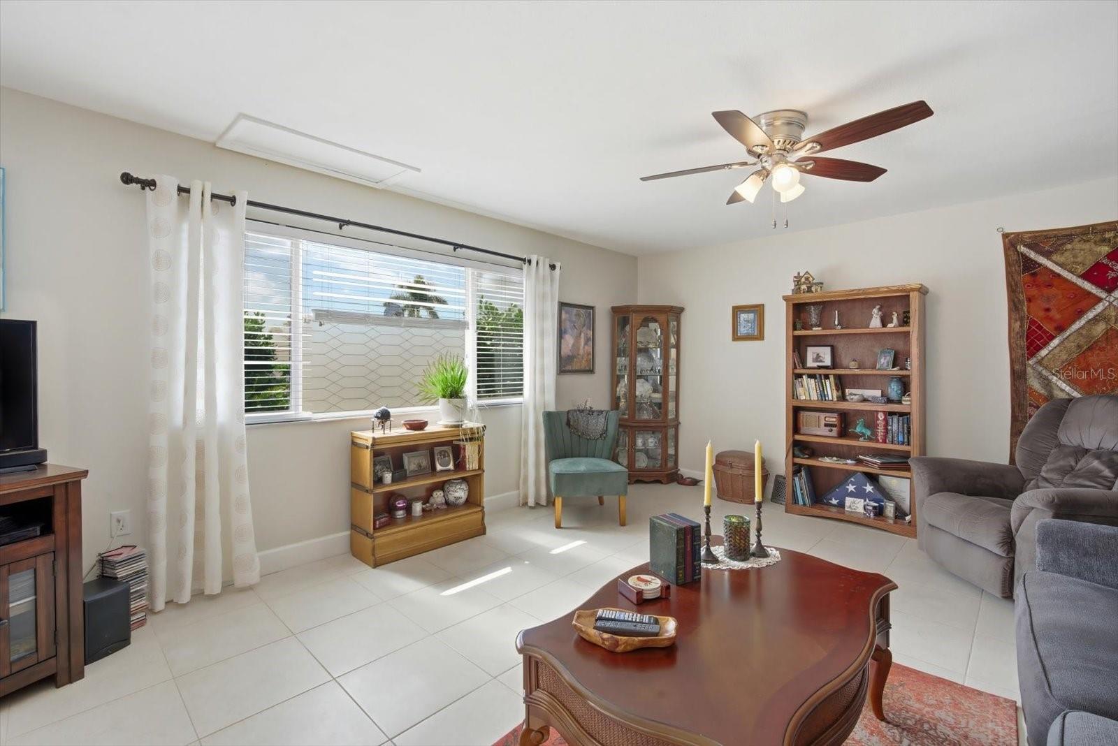 STRATHMORE RIVERSIDE III - Residential