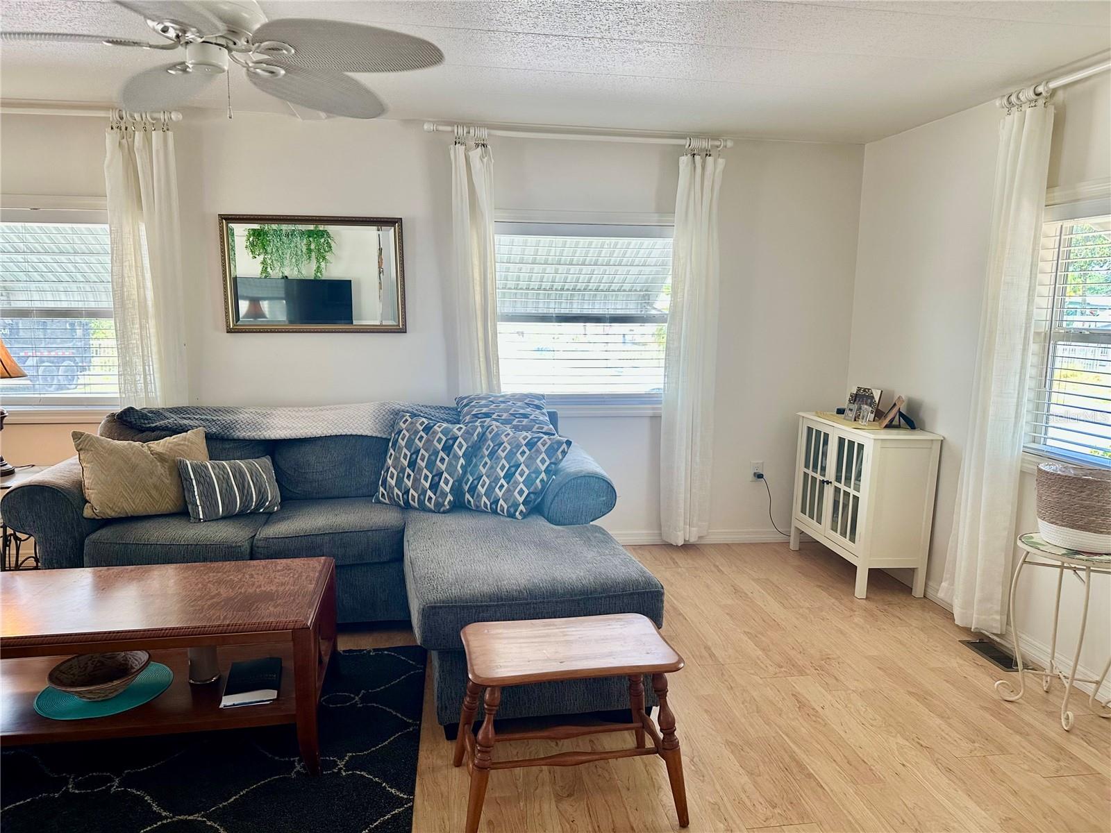 BRADENTON TROPICAL PALMS CO-OP - Residential