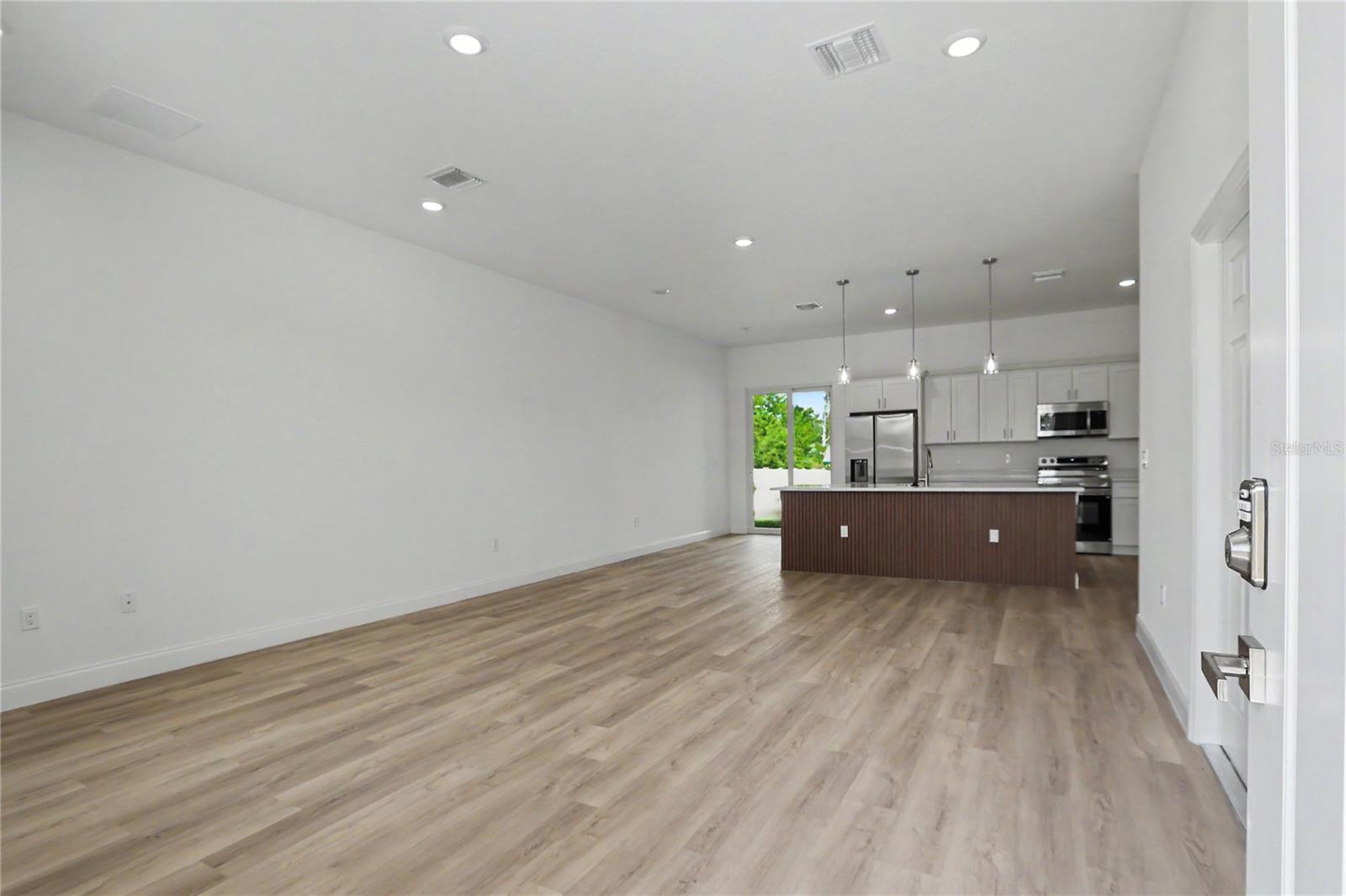 MARION OAKS UN 06 - Residential