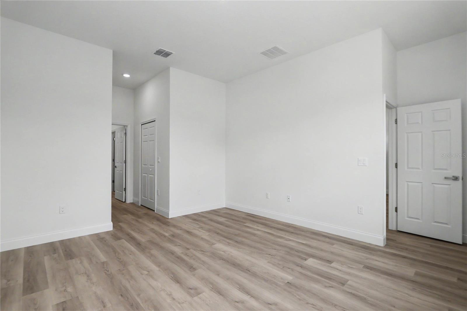 MARION OAKS UN 06 - Residential