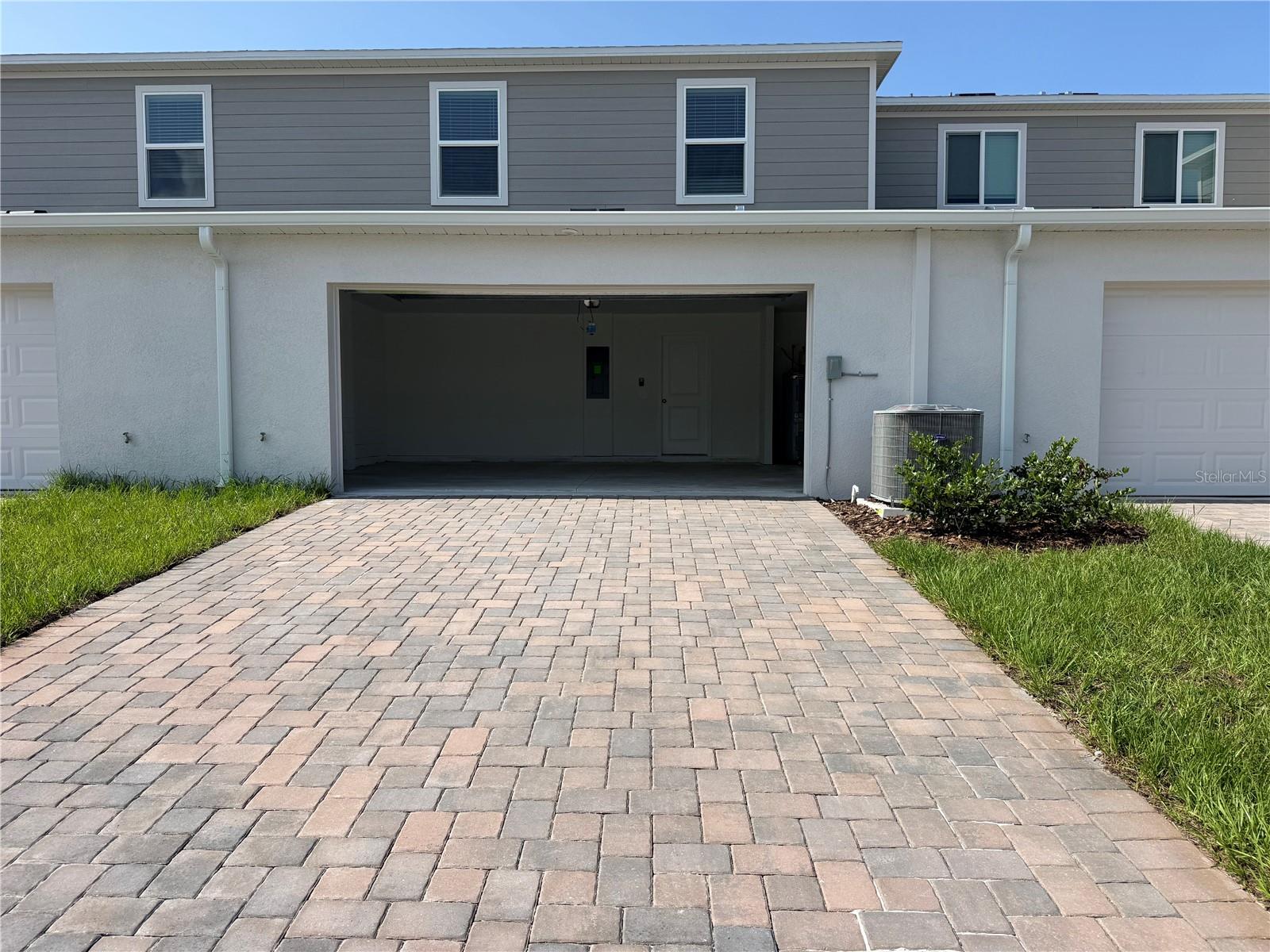 EDGEWATER CROSS PRAIRIE PH 1 - Residential Lease