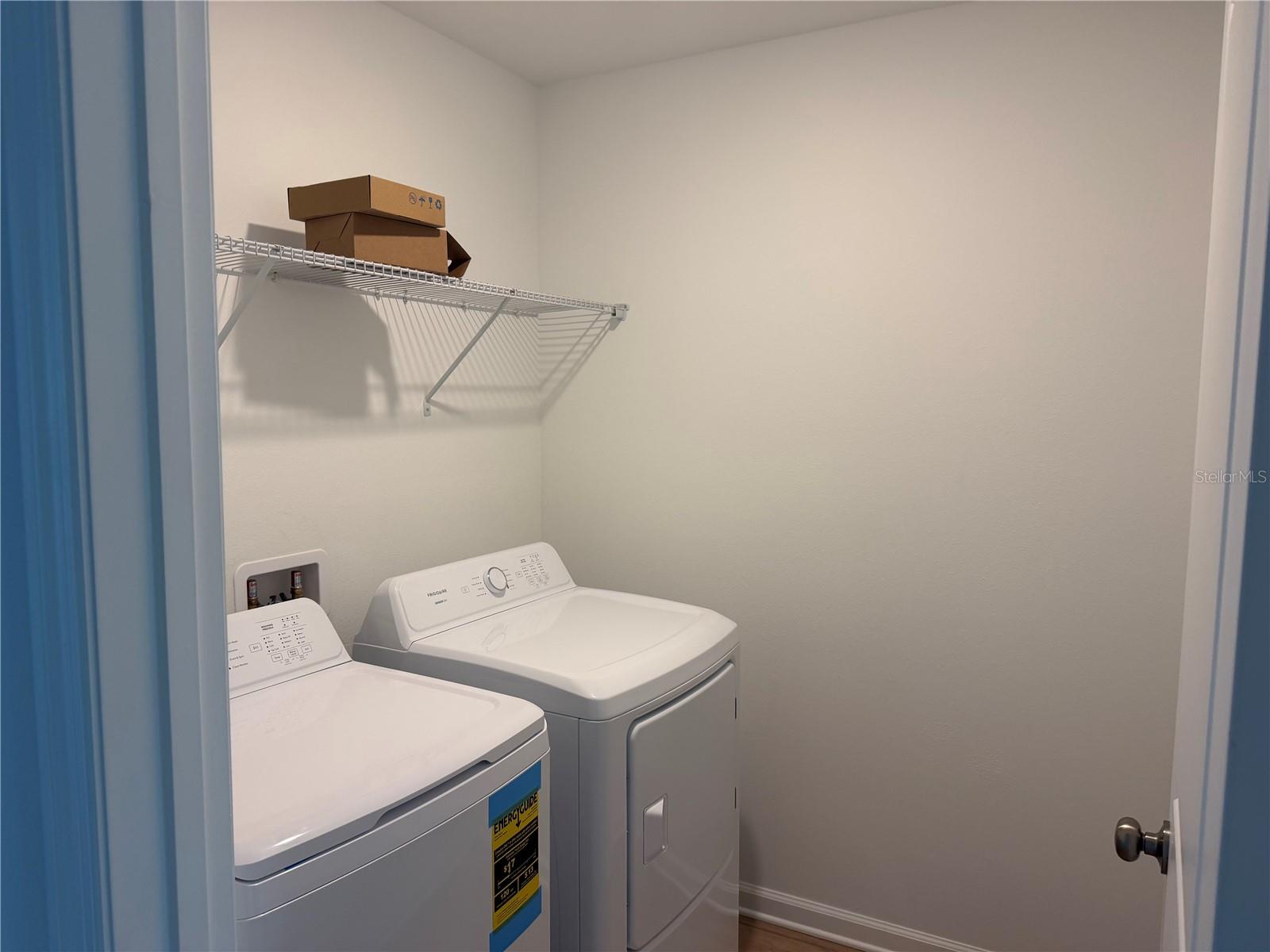 EDGEWATER CROSS PRAIRIE PH 1 - Residential Lease