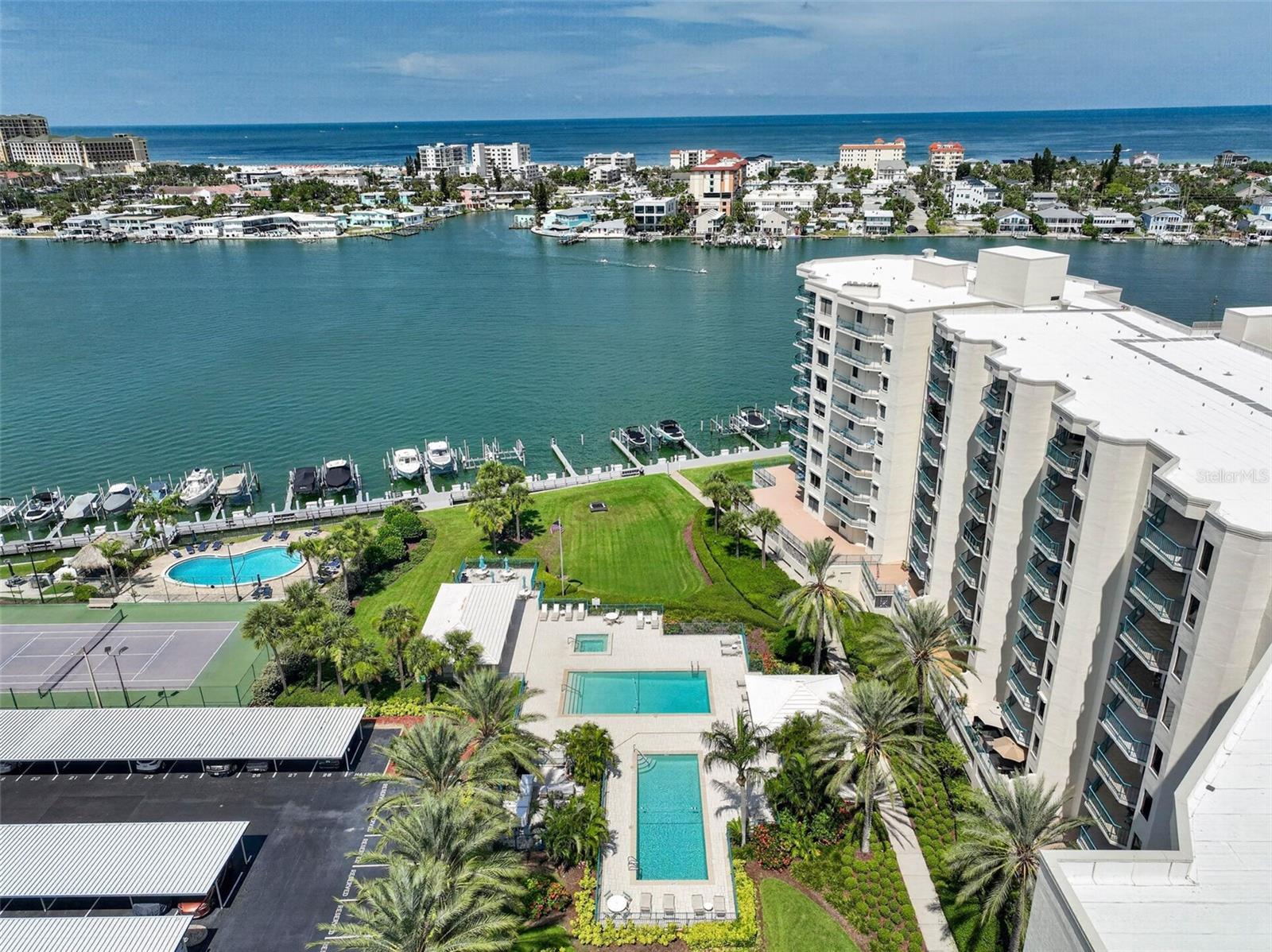 SUNWATCH ON ISLAND ESTATES - Residential