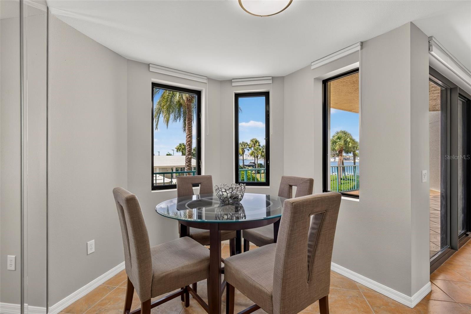 SUNWATCH ON ISLAND ESTATES - Residential