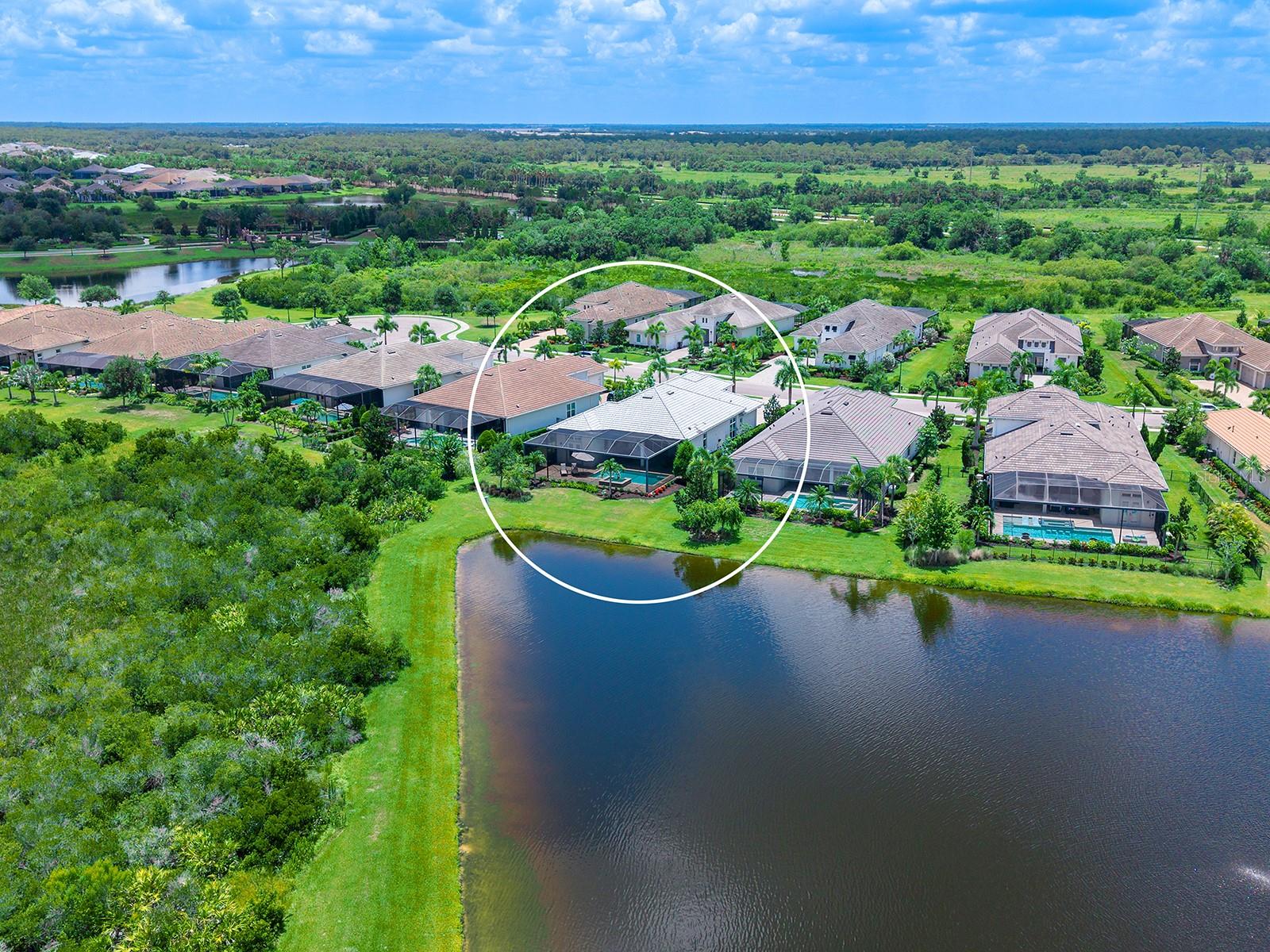 LAKE CLUB - Residential