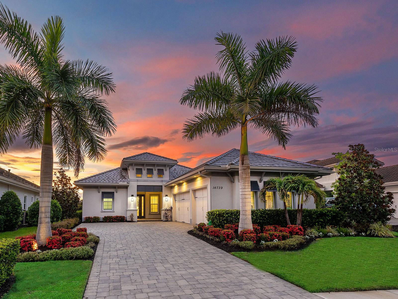 LAKE CLUB - Residential