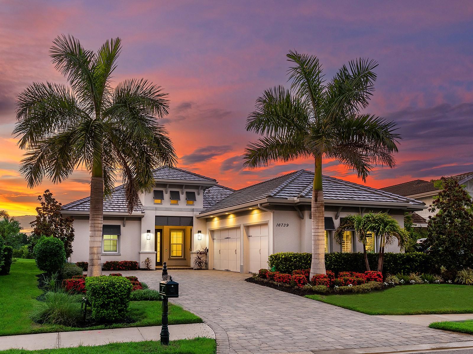 LAKE CLUB - Residential