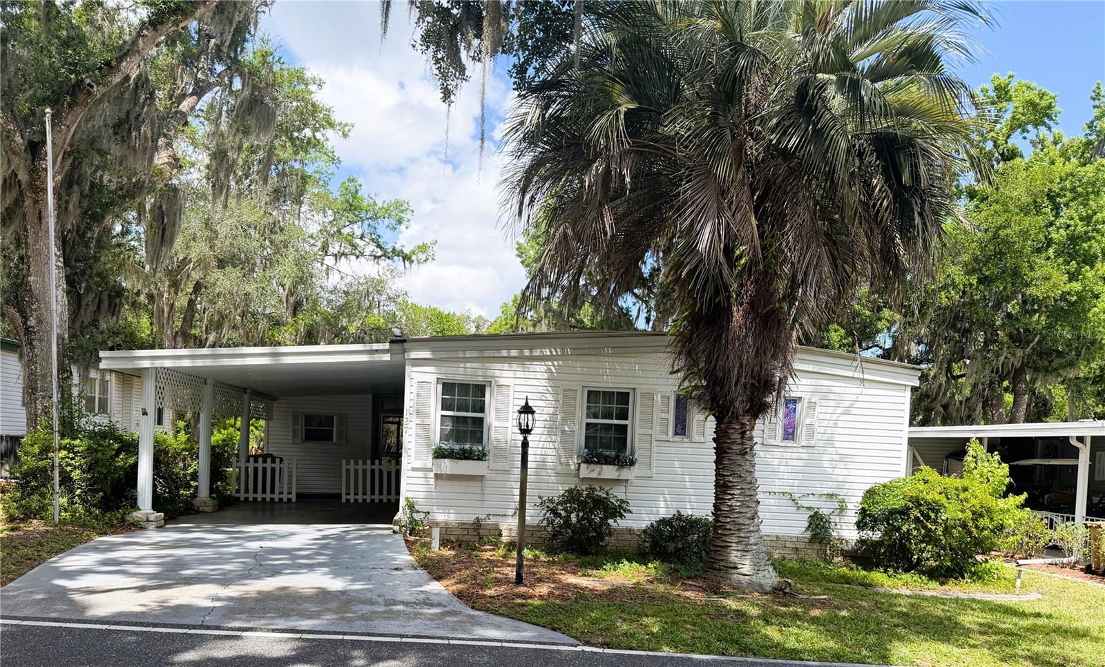 HAWTHORNE AT LEESBURG A COOP - Residential