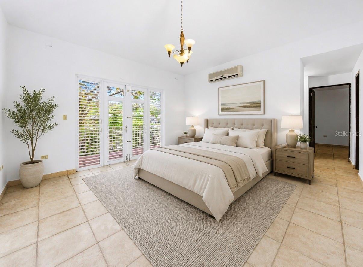 LOS FRAILES - Residential