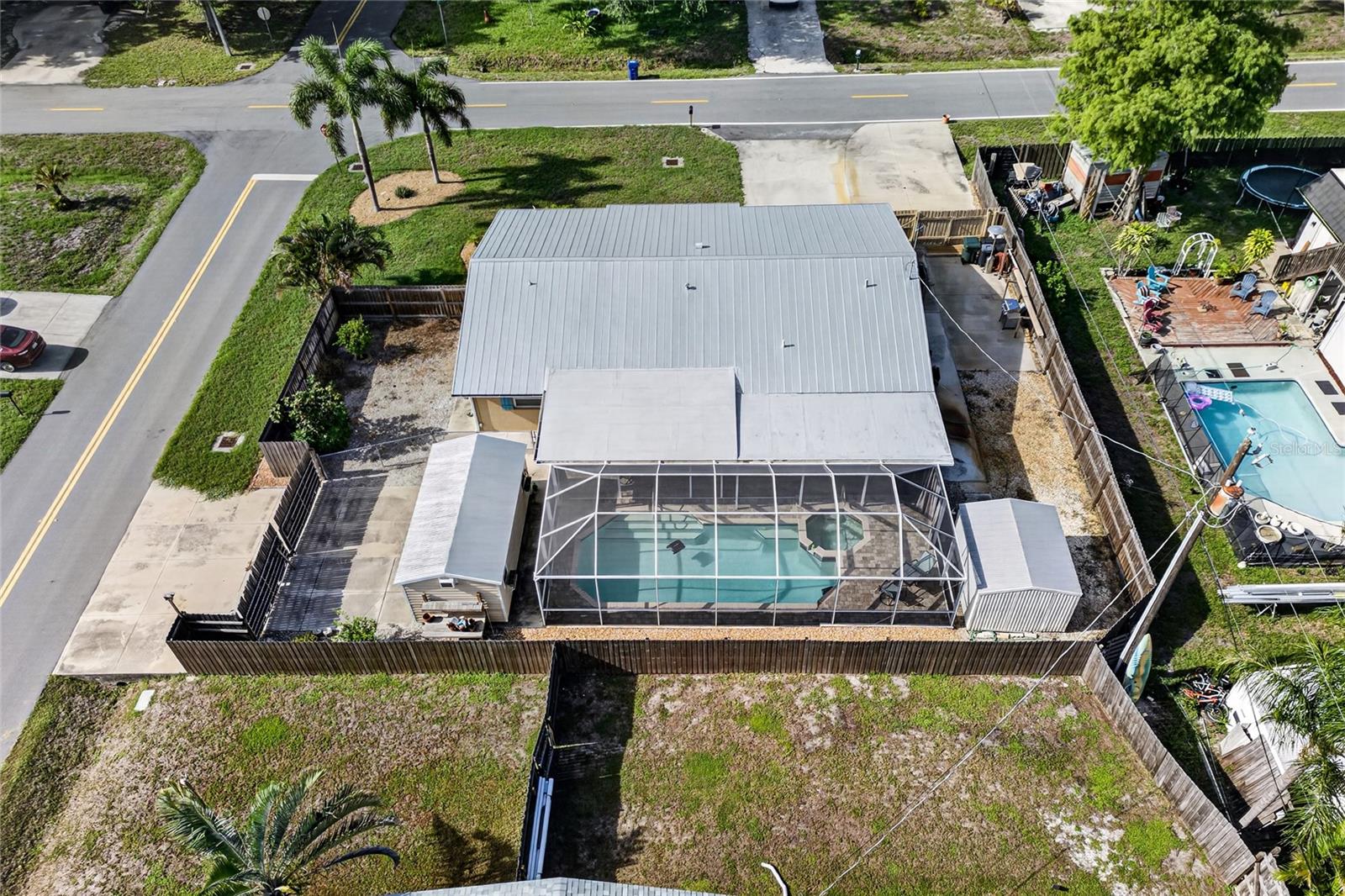 SOUTH VENICE - Residential