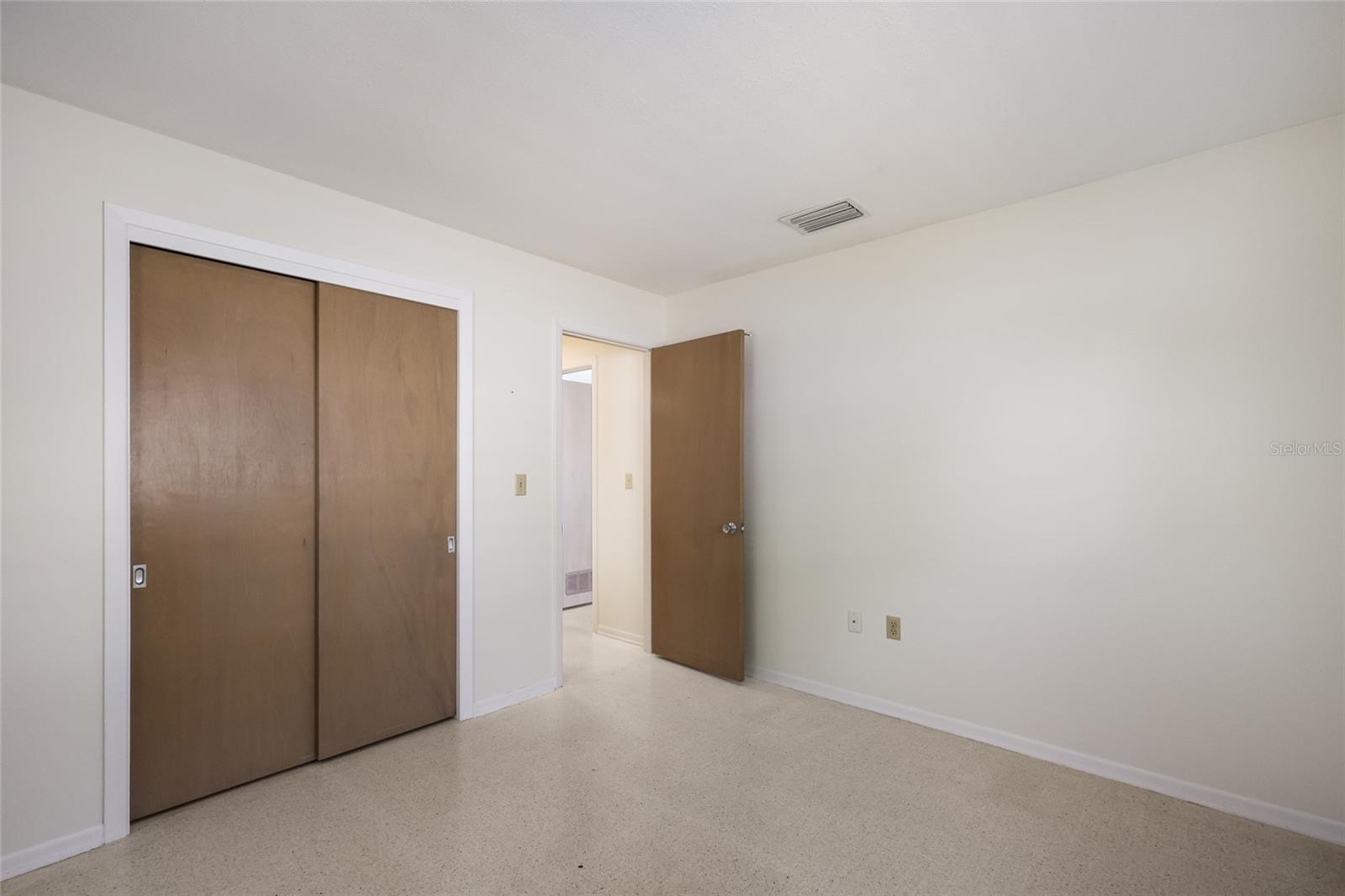 WINDSOR PARK FIRST UNIT - Residential