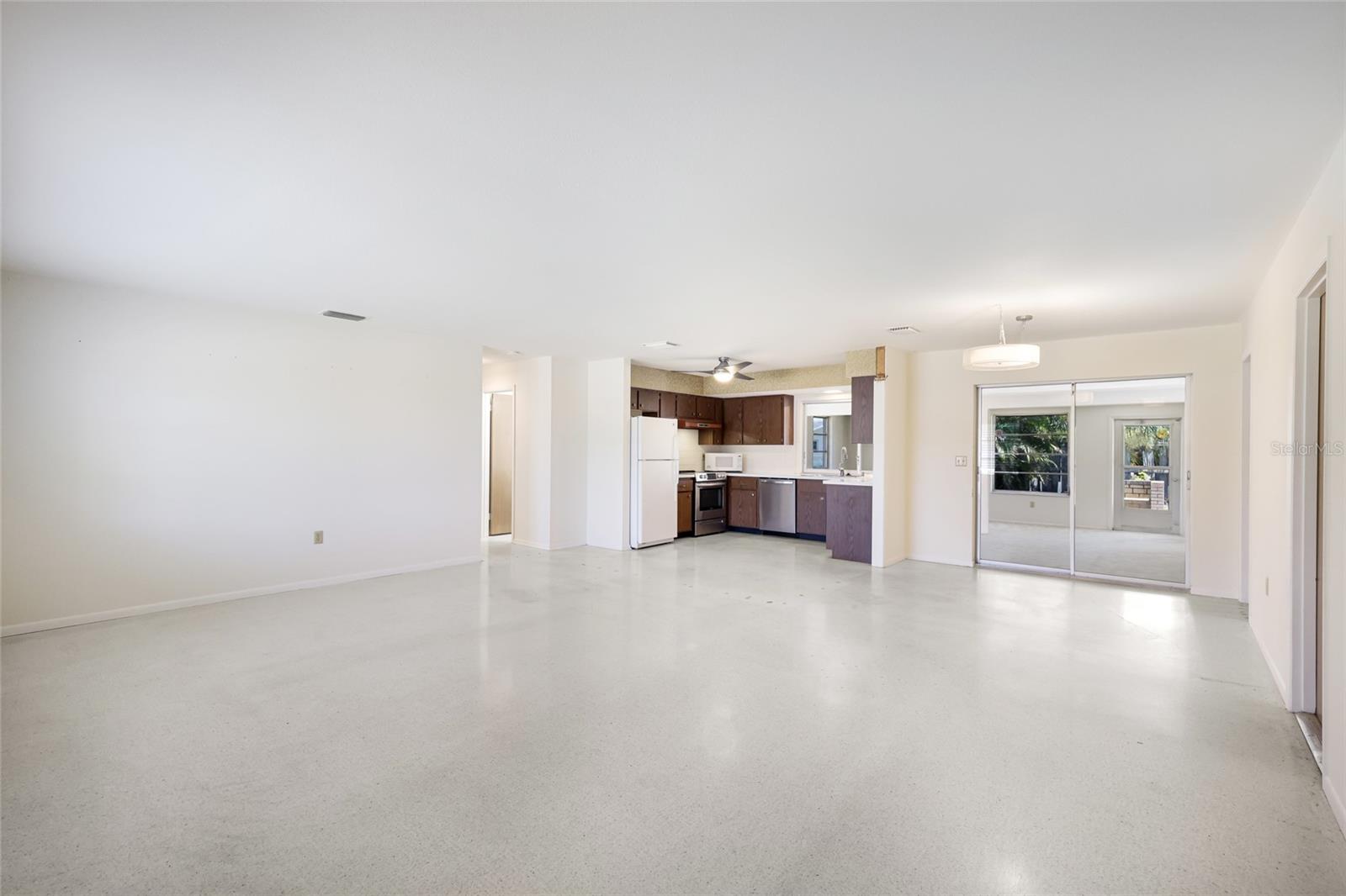 WINDSOR PARK FIRST UNIT - Residential