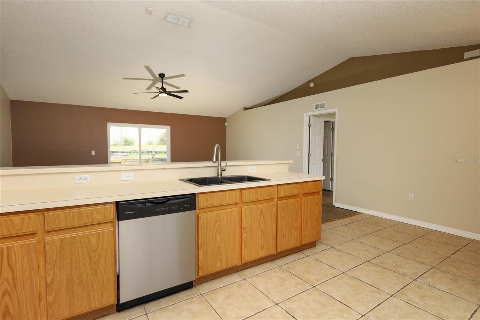 DELTONA LAKES UNIT 9 - Residential