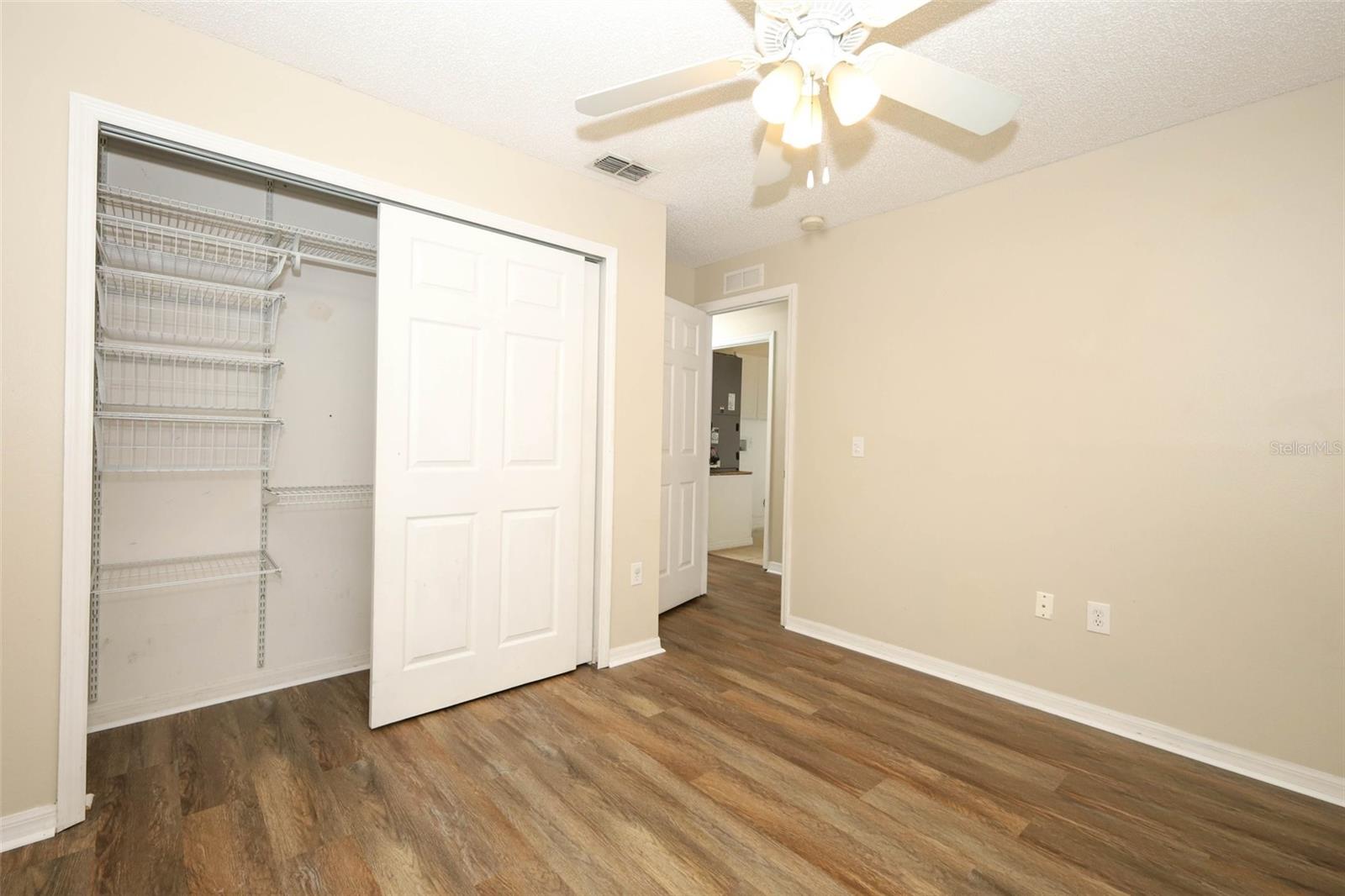 DELTONA LAKES UNIT 9 - Residential