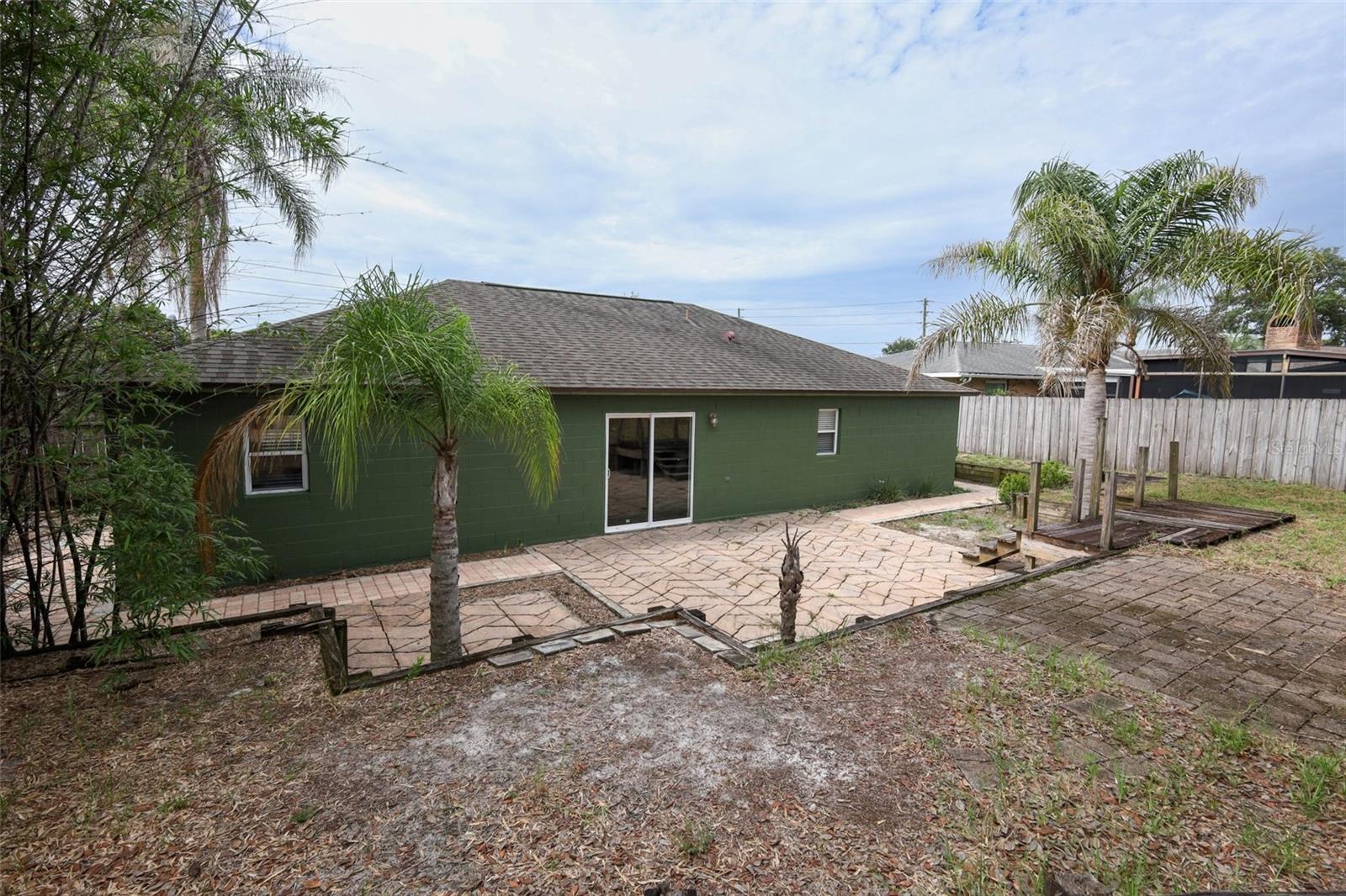 DELTONA LAKES UNIT 9 - Residential