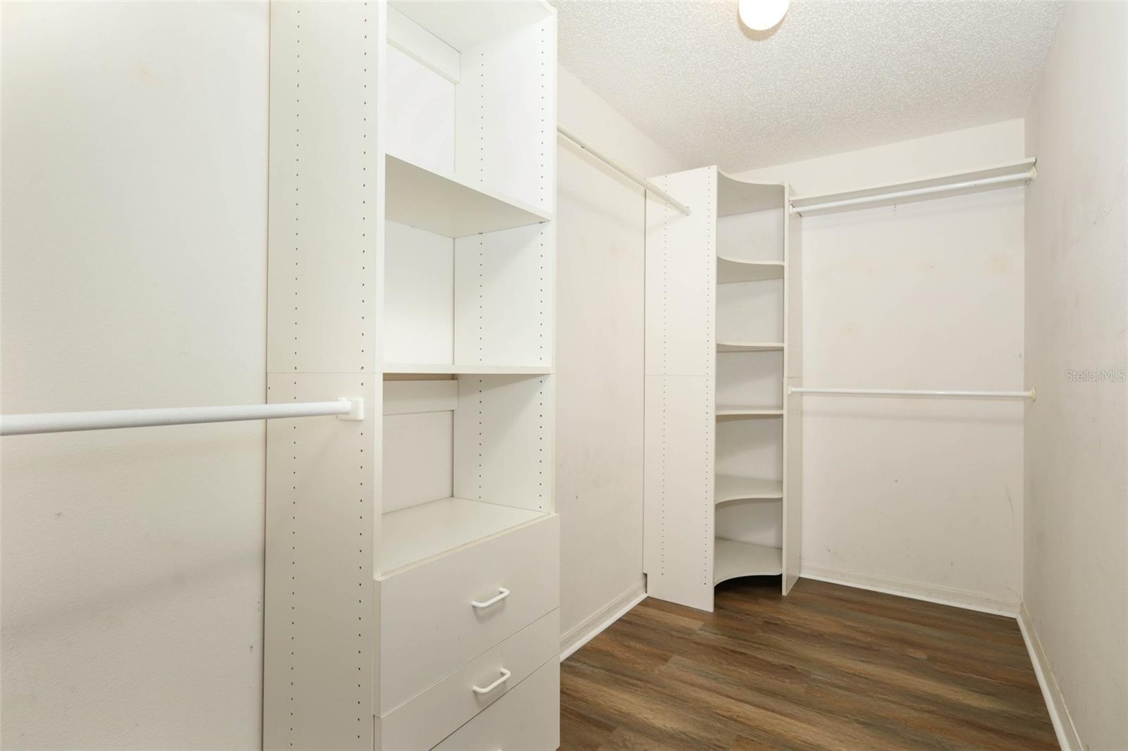 DELTONA LAKES UNIT 9 - Residential