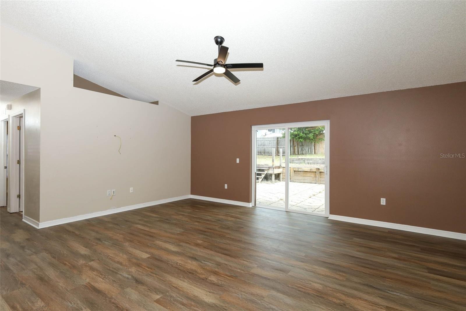 DELTONA LAKES UNIT 9 - Residential