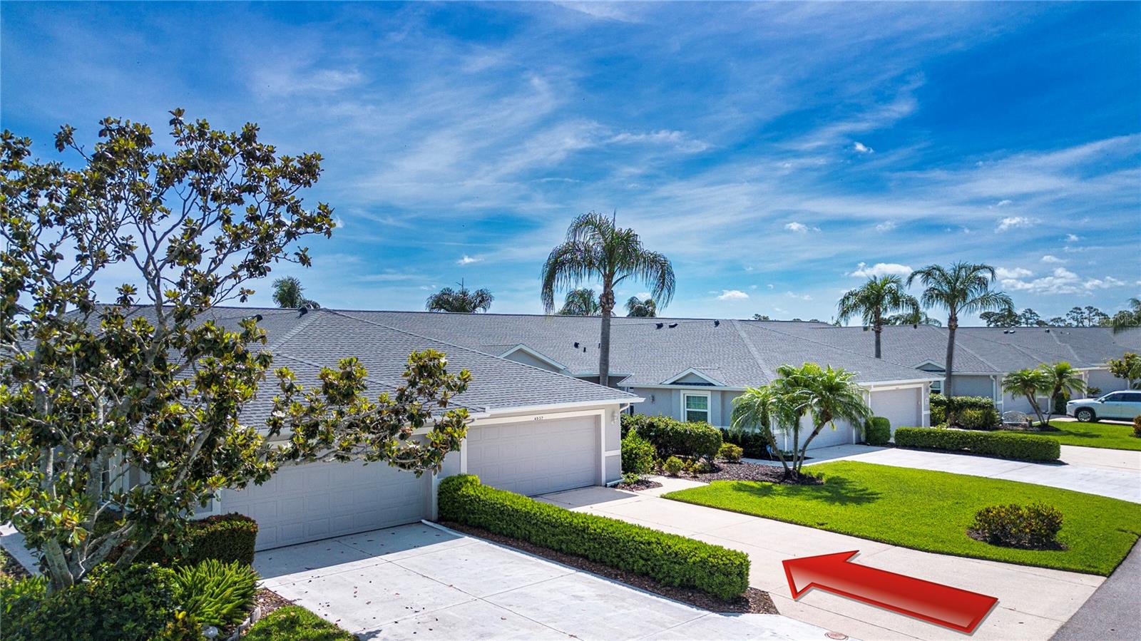 HERITAGE OAKS GOLF & COUNTRY CLUB - Residential