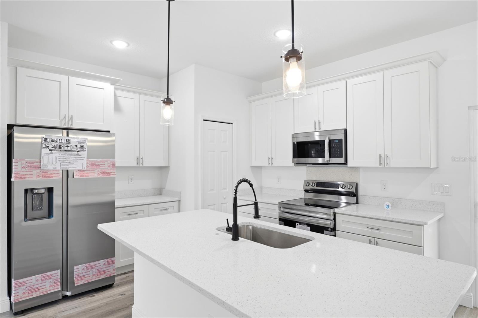CITRUS SPGS UNIT 06 - Residential
