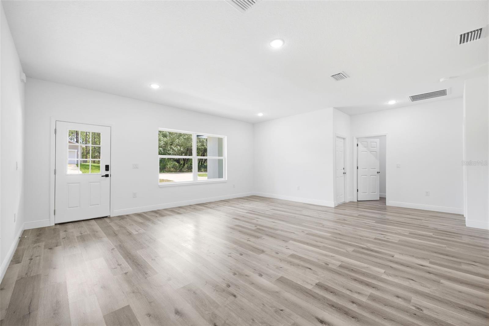 CITRUS SPGS UNIT 06 - Residential