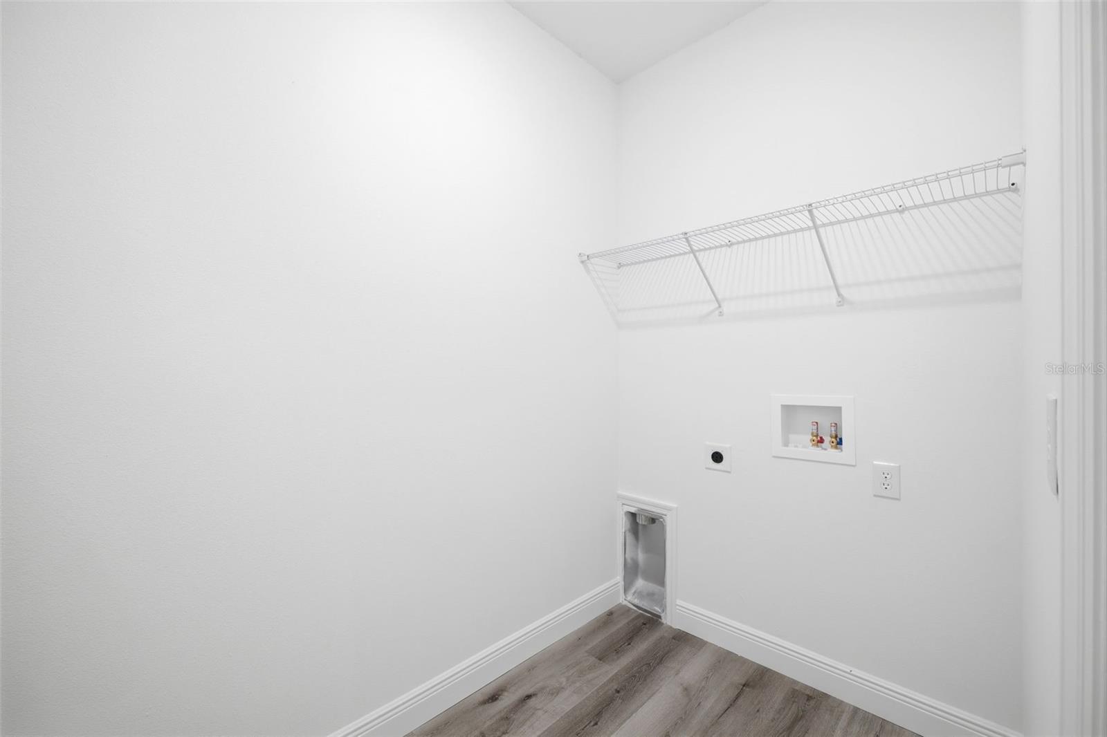 CITRUS SPGS UNIT 06 - Residential