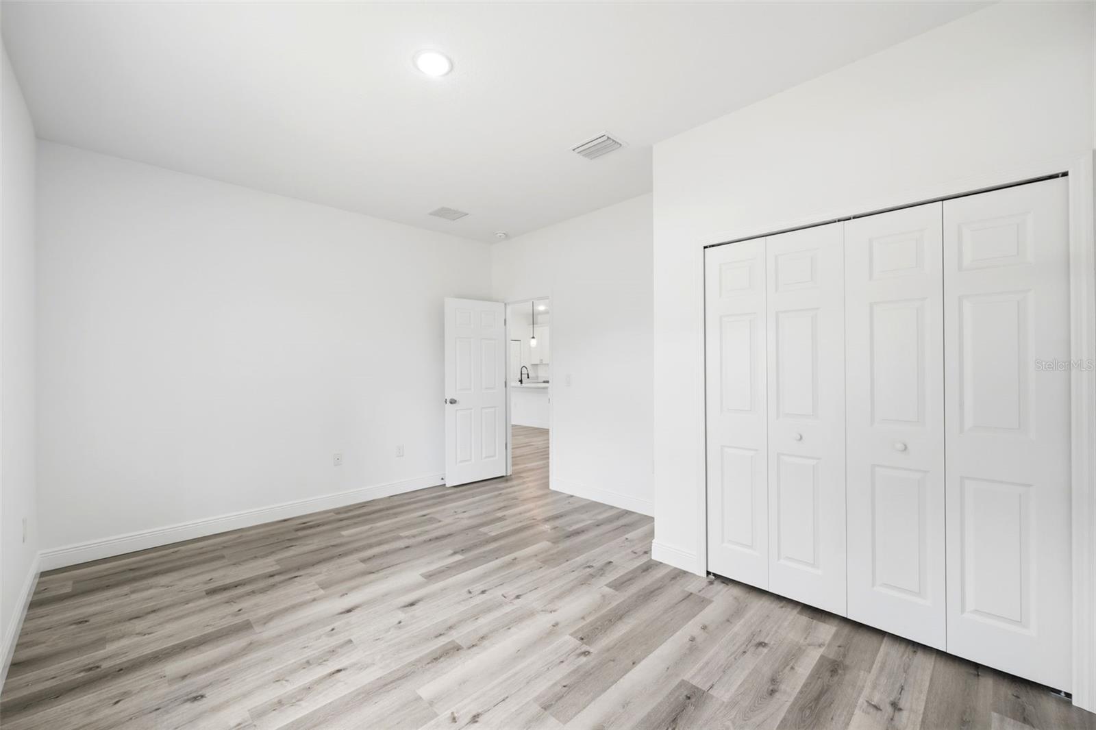 CITRUS SPGS UNIT 06 - Residential