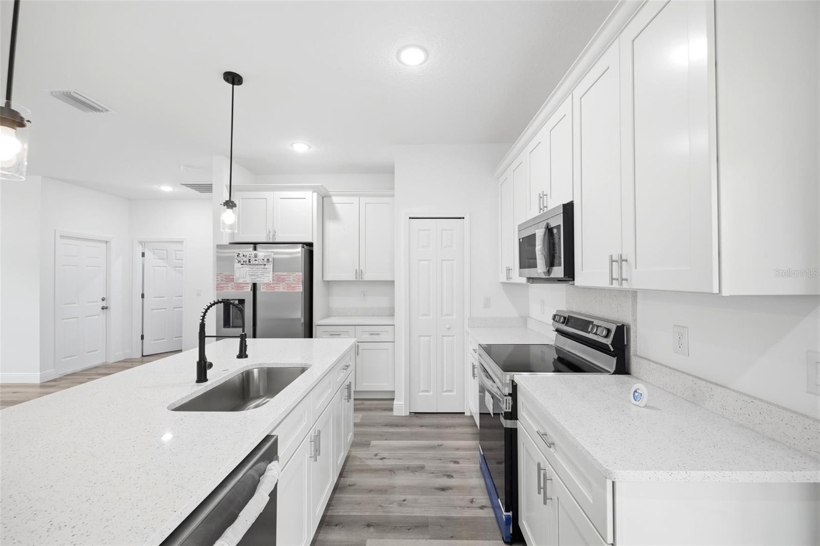 CITRUS SPGS UNIT 06 - Residential