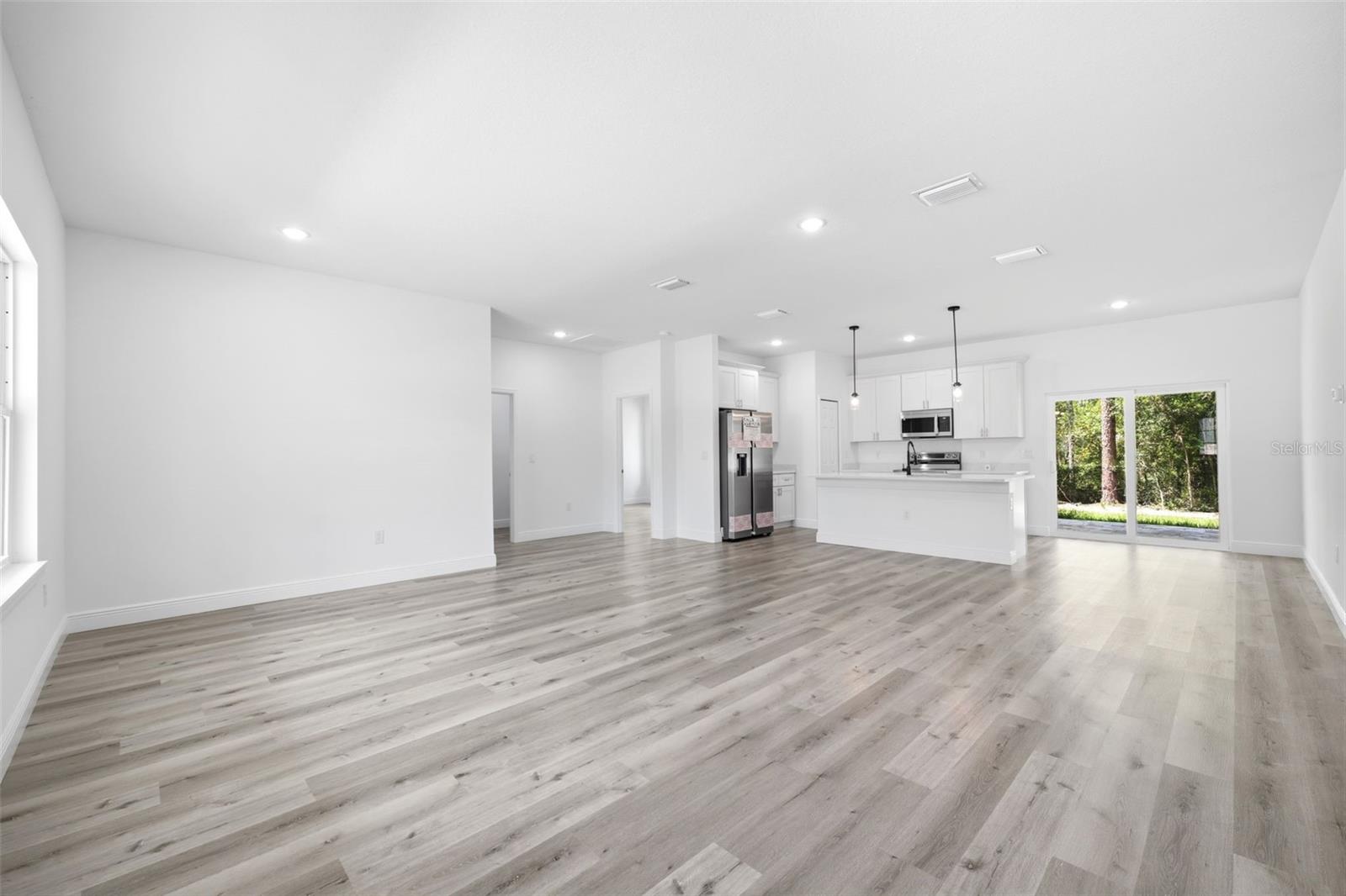 CITRUS SPGS UNIT 06 - Residential