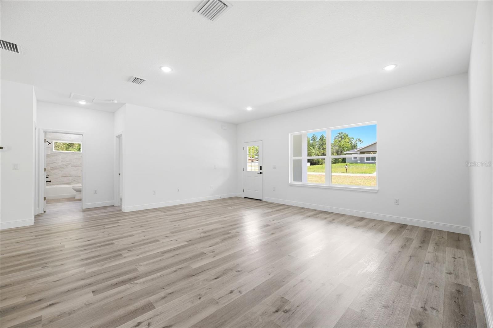 CITRUS SPGS UNIT 06 - Residential