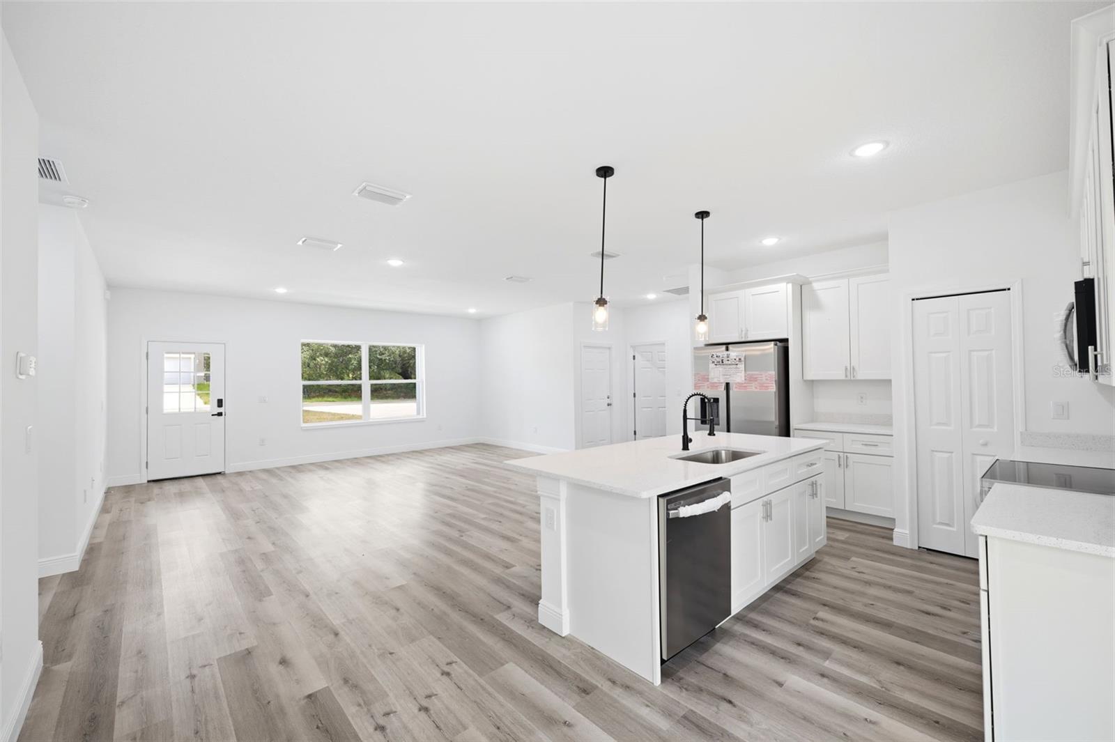 CITRUS SPGS UNIT 06 - Residential