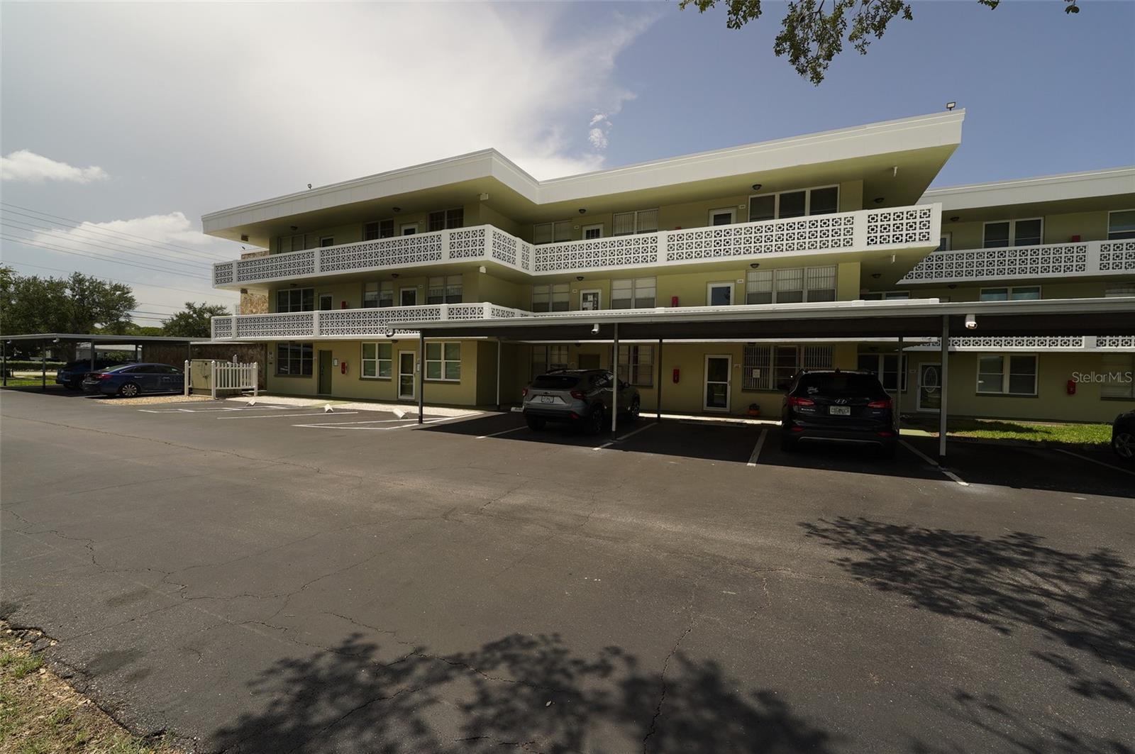 WINSTON PARK NORTHEAST - Residential