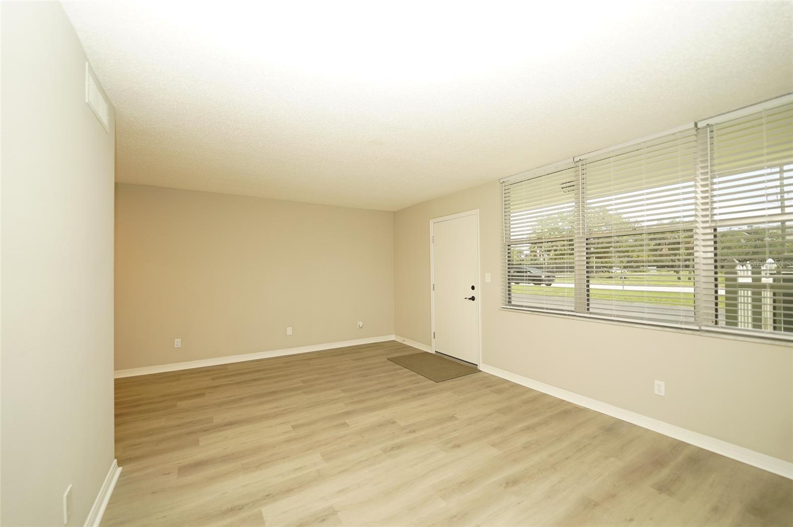 WINSTON PARK NORTHEAST - Residential