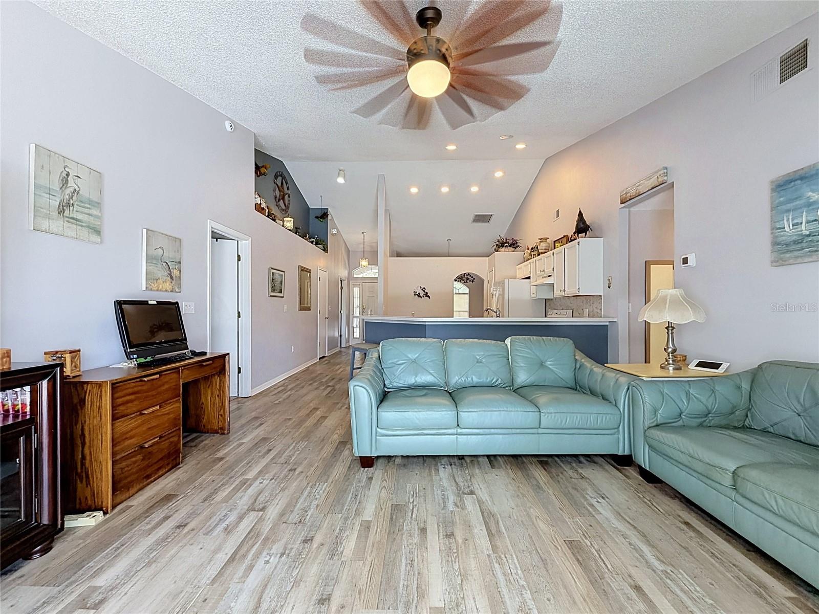 LAKE DAVENPORT ESTATES WEST PH 02 - Residential