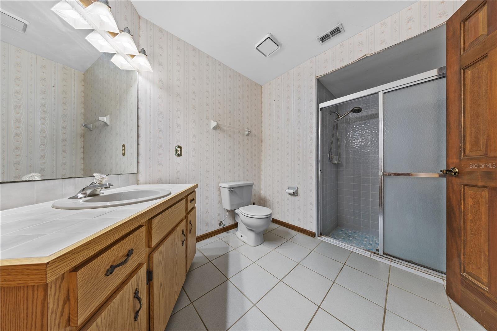 KAYWOOD REPLAT - Residential