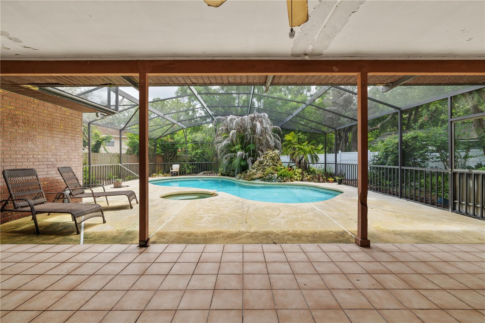 KAYWOOD REPLAT - Residential