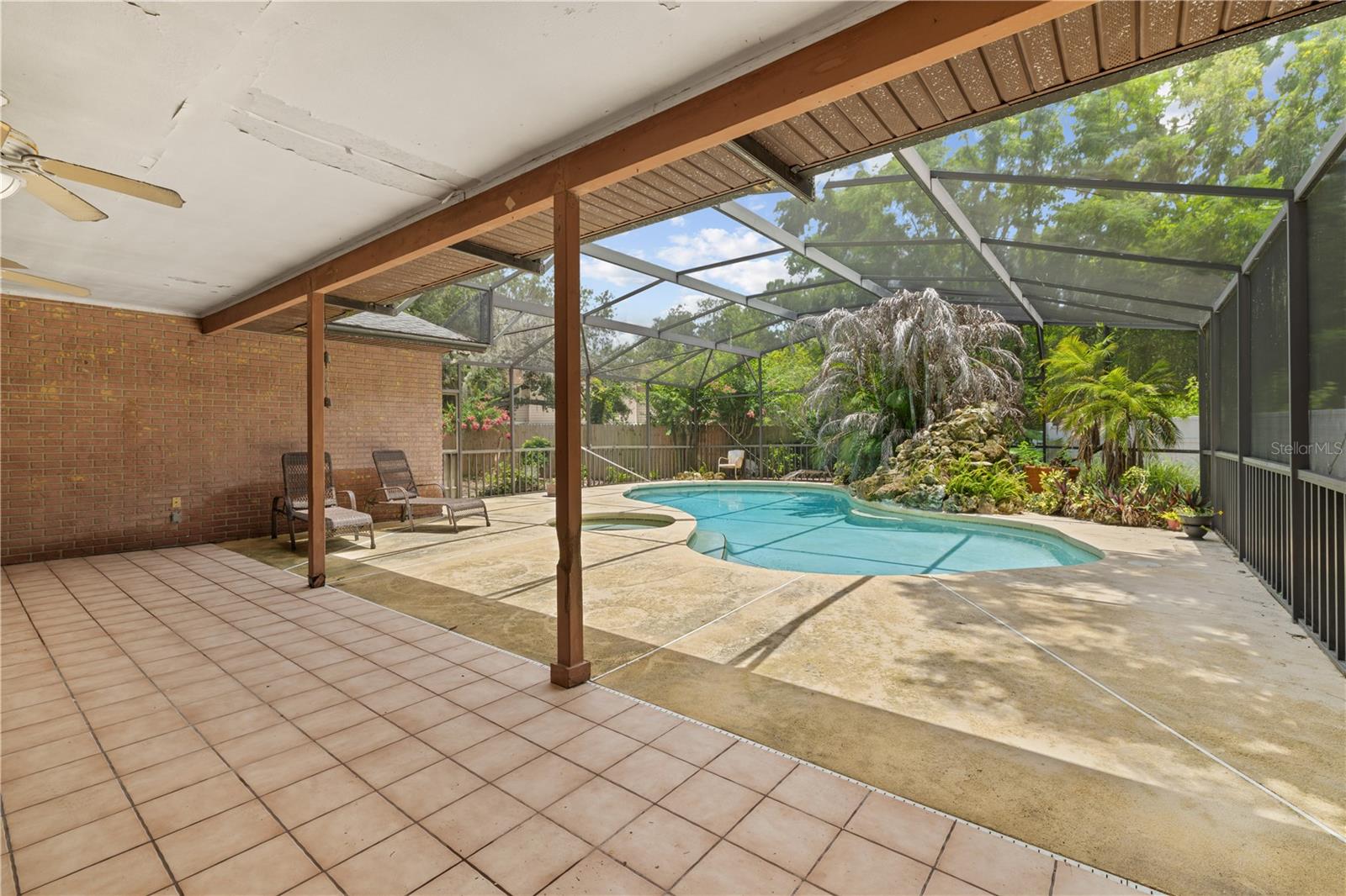 KAYWOOD REPLAT - Residential