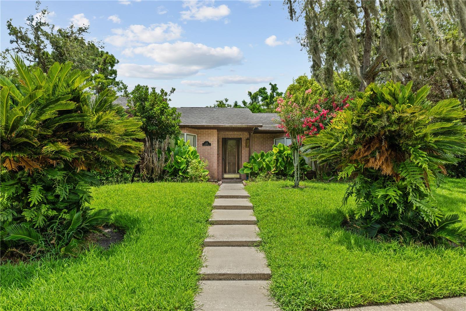 KAYWOOD REPLAT - Residential