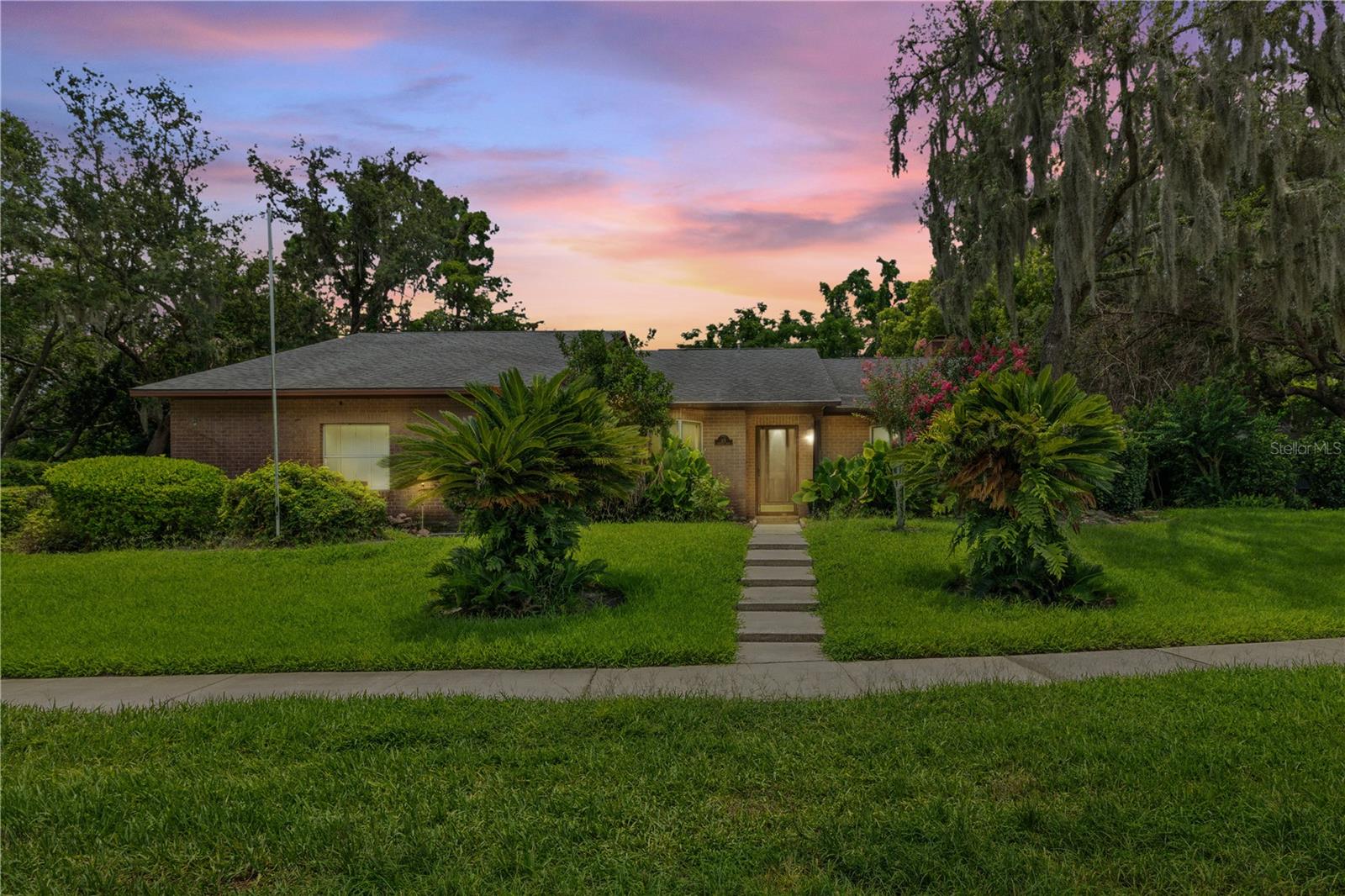 KAYWOOD REPLAT - Residential