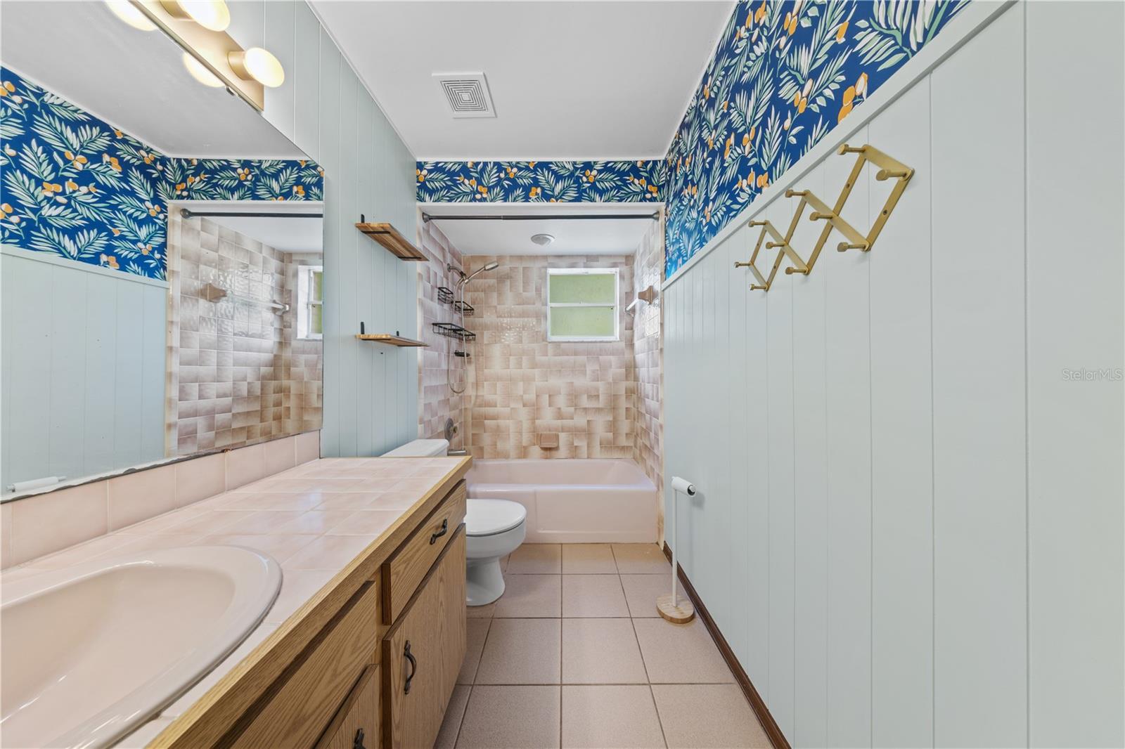 KAYWOOD REPLAT - Residential