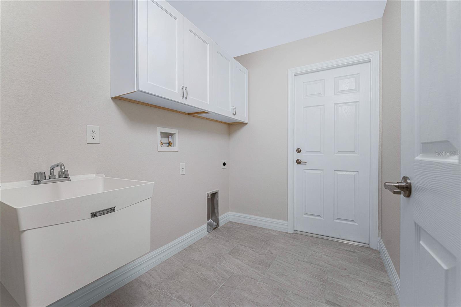 1534 - PORT CHARLOTTE SUB 11 - Residential