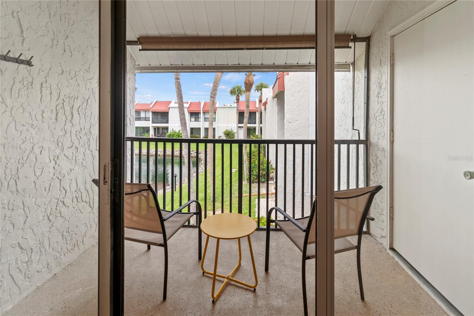 RUNAWAY BAY - Residential