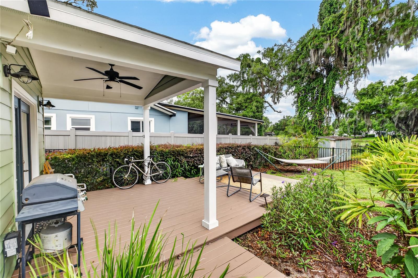 CLOVERLAWN - Residential