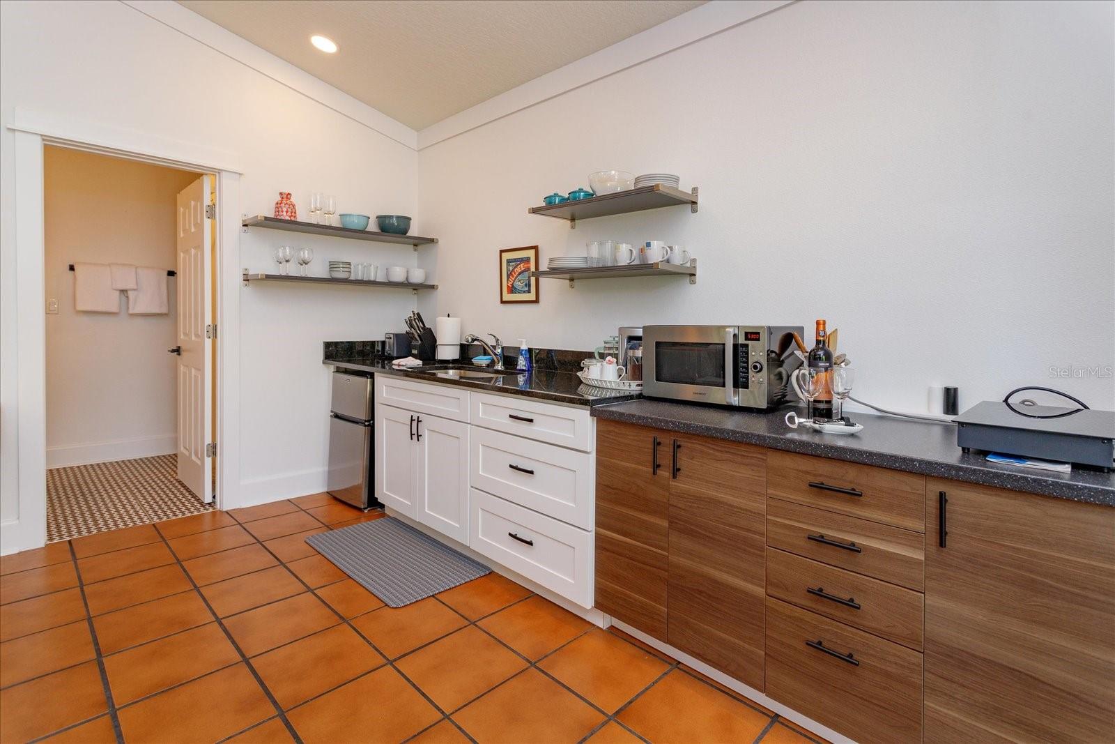 CLOVERLAWN - Residential