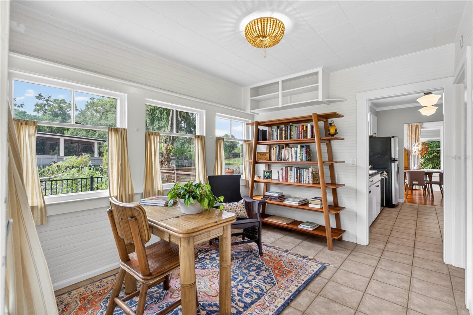 CLOVERLAWN - Residential