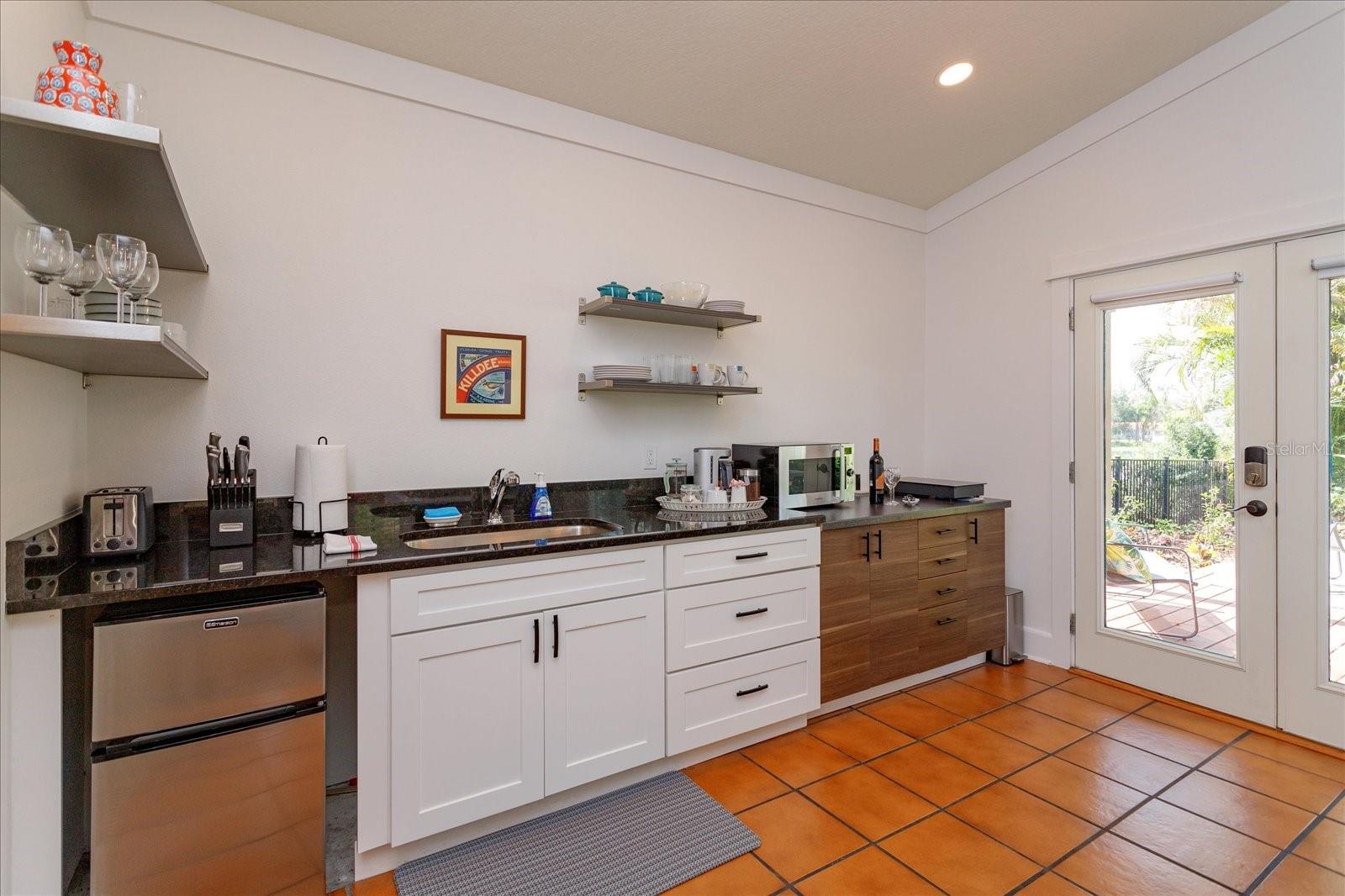 CLOVERLAWN - Residential