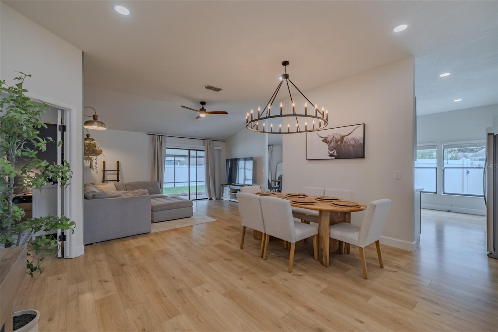 KINGSWAY OAKS PH 1 - Residential